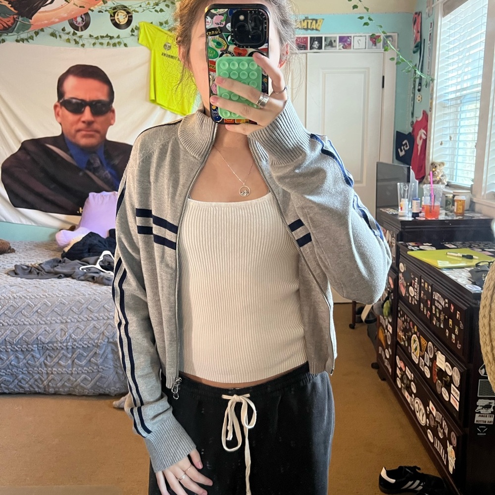 Grey sweater